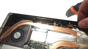 Microsoft Surface Pro 4 1724 tablet disassembly step 8