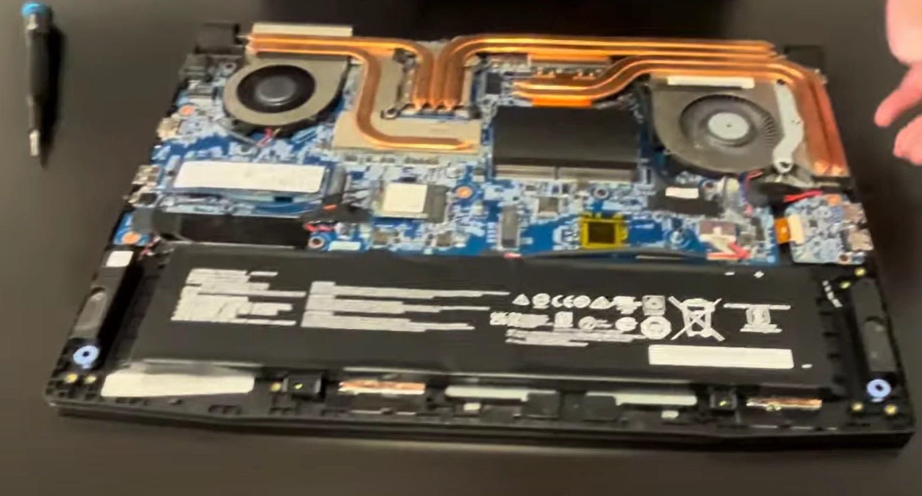 asus-rog-zephyrus-m16-disassembly-guide-how-to-replace-ram-ssd-battery-fix-lcd-scree