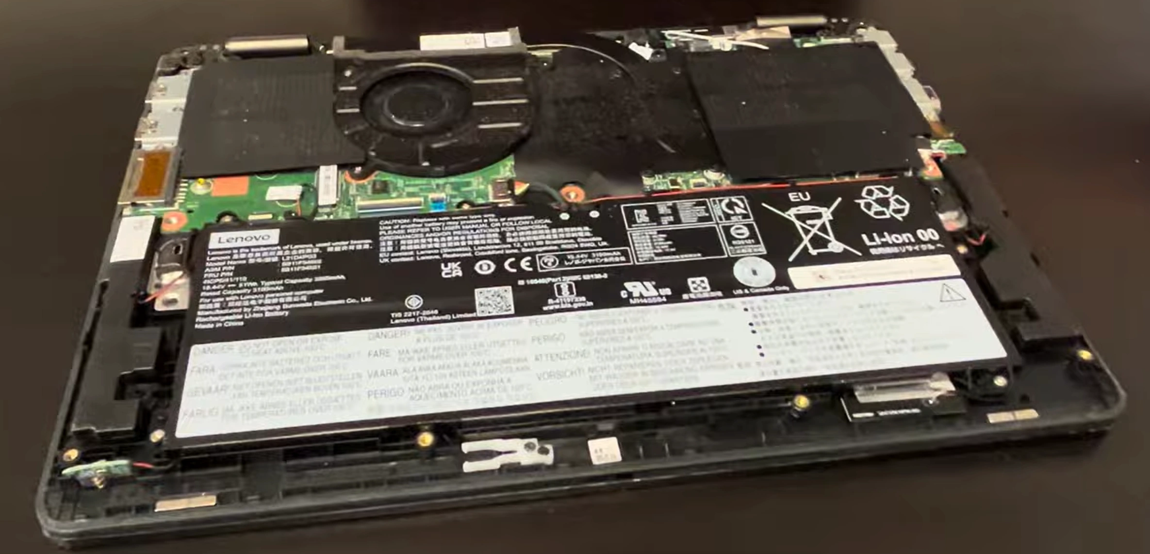 asus-rog-zephyrus-m16-disassembly-guide-how-to-replace-ram-ssd-battery-fix-lcd-scree