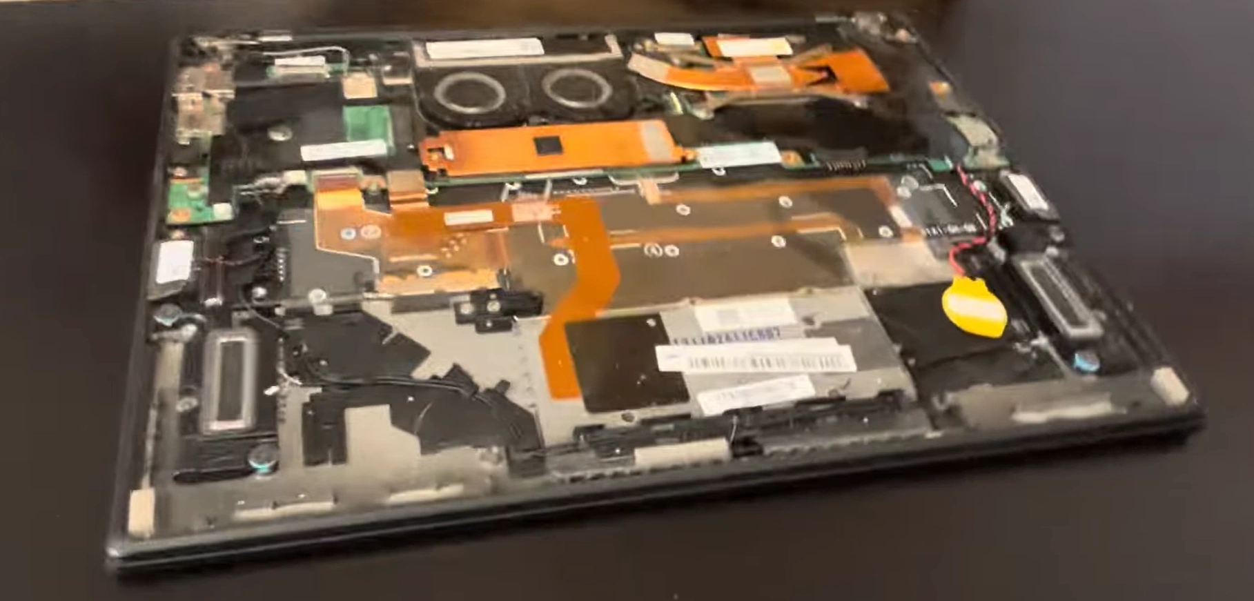 asus-rog-zephyrus-m16-disassembly-guide-how-to-replace-ram-ssd-battery-fix-lcd-scree